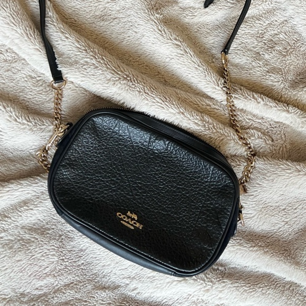 Coach- Black Pebbled Leather Crossbody